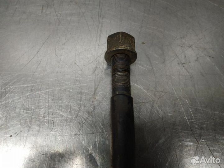 Крюк буксировочный правый Jeep Grand Cherokee WK2