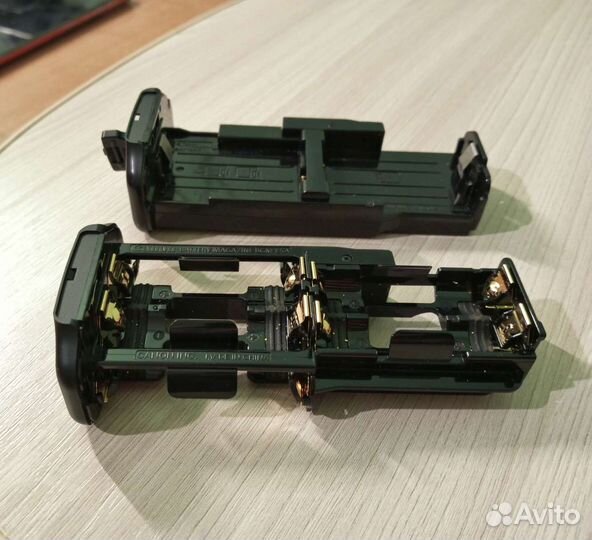 Батарейный блок Canon BG-E5