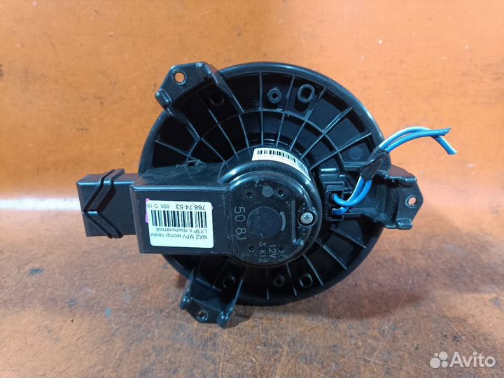 Моторчик печки Mazda Mpv LY3P
