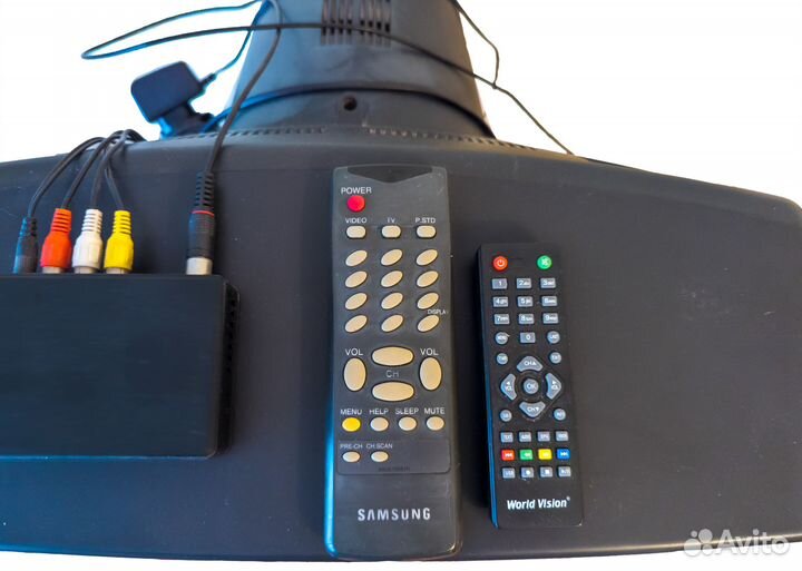 Телевизор Samsung CK-5373Z с пультом и антенной