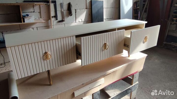 Тумба под тв подставка