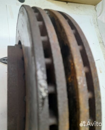 Диски тормозные передние Renault Megane 3