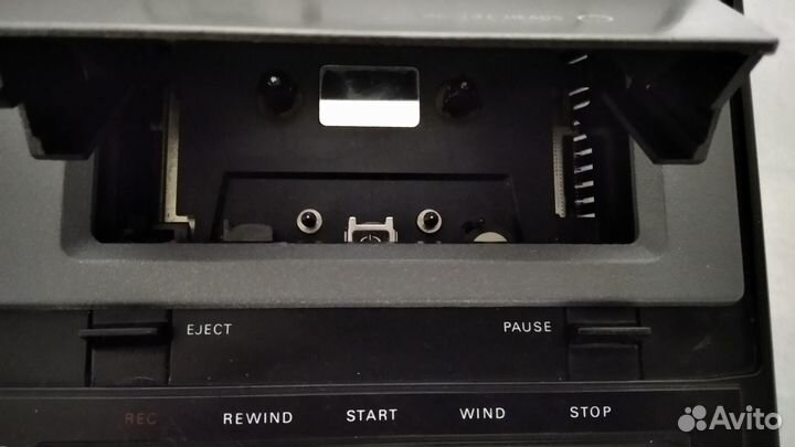 Кассетная дека Philips - N 2412