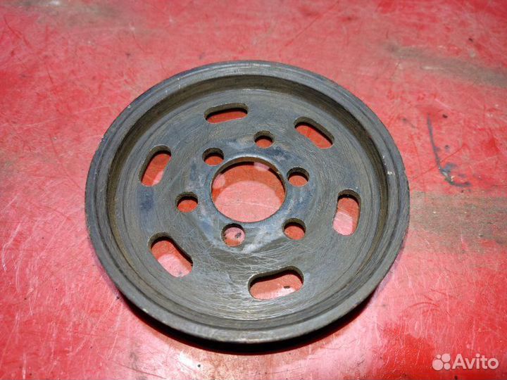 Шкив гидроусилителя Audi A3 8L хетчбек 1.6 AKL