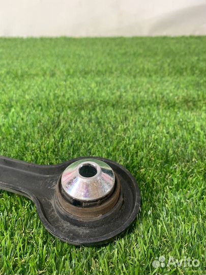 Рычаг задний правый Ford Mustang 6 S550 рест. 2020