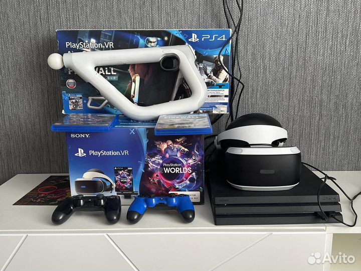 Игровая приставка ps4 pro 1tb VR2