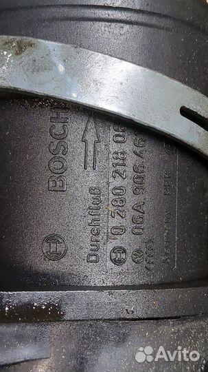 Корпус воздушного фильтра Volkswagen Sharan, 2003