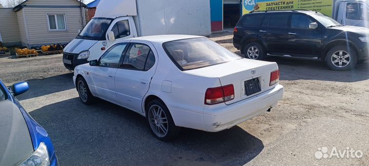 Toyota Camry 1.8 AT, 1995, 250 000 км