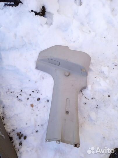 Обшивки пластики салона Фольксваген Кадди 3