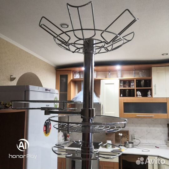 Полки для барной стойки