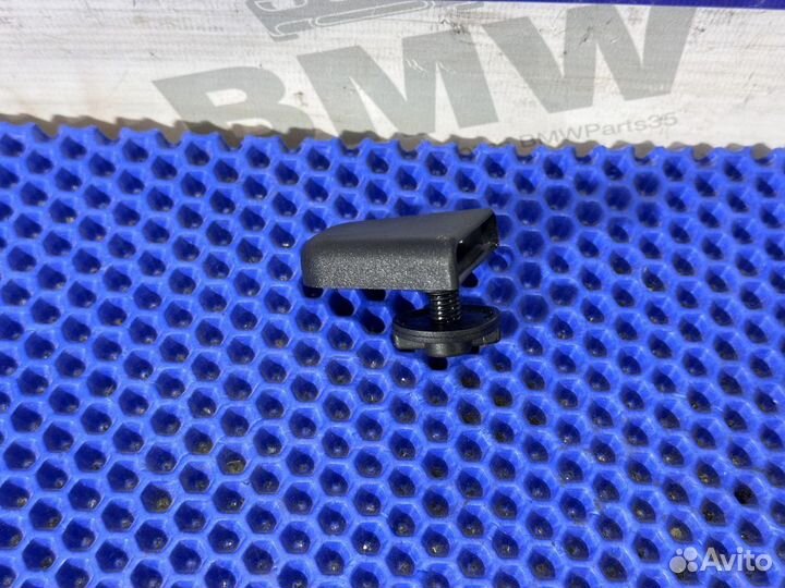 Держатель ремня задней полки BMW E60