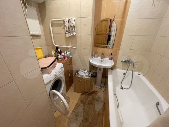 2-к. квартира, 65 м², 8/9 эт.