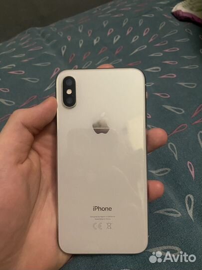 iPhone Xs, 64 ГБ