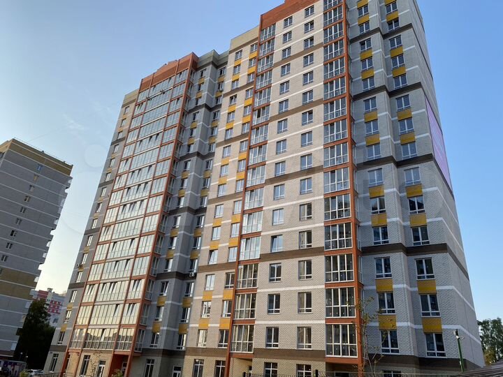 2-к. квартира, 73,1 м², 13/16 эт.