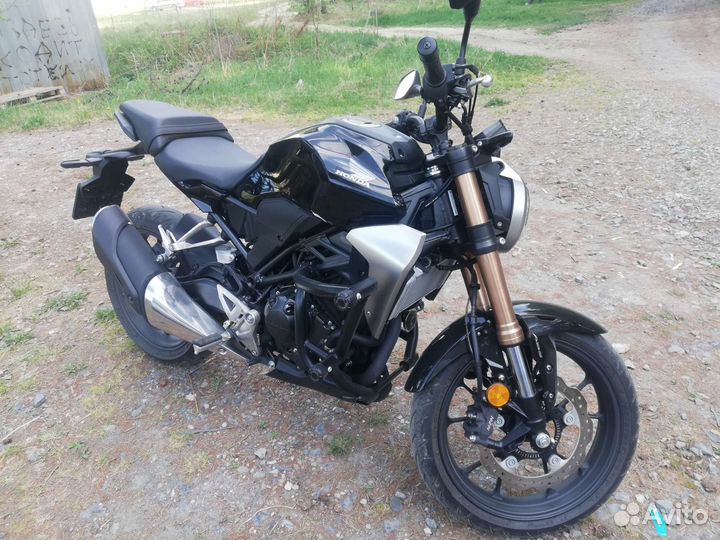 Honda cb300r