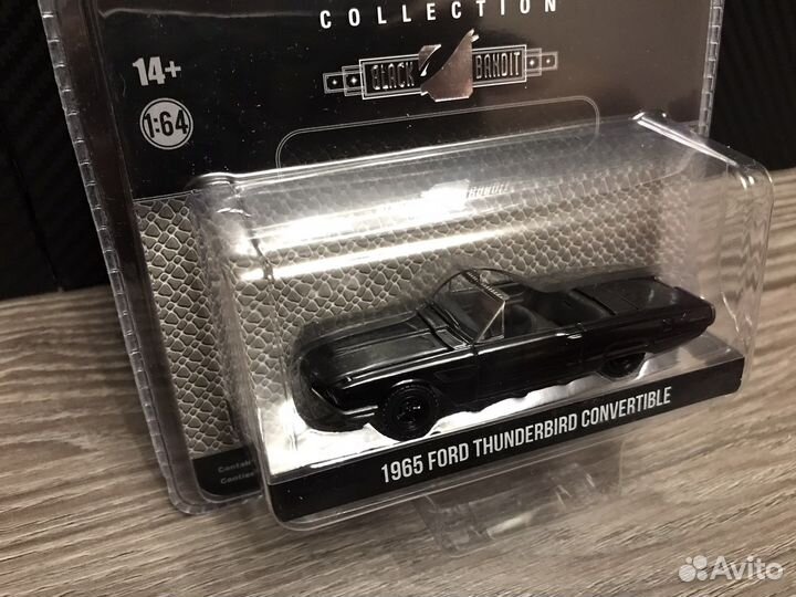 Greenlight 1/64 Ford Thunderbird Convertible 1965
