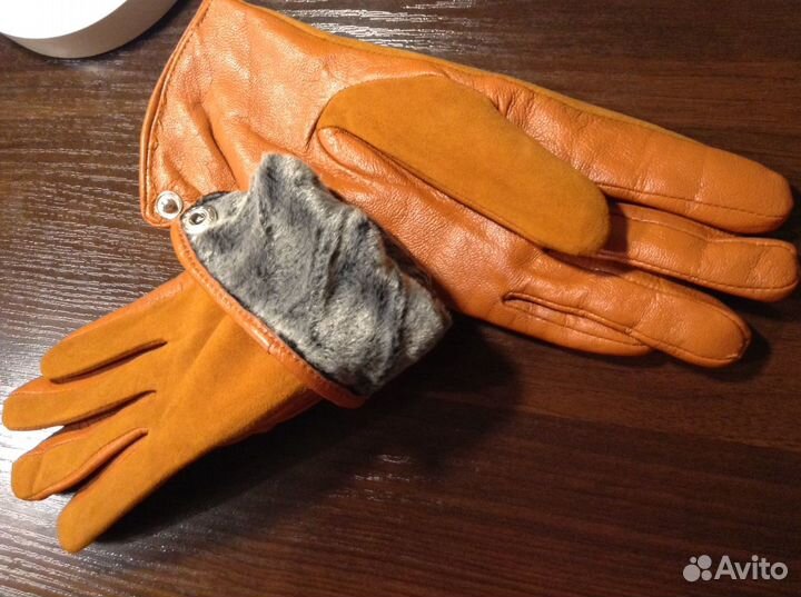 Перчатки женские