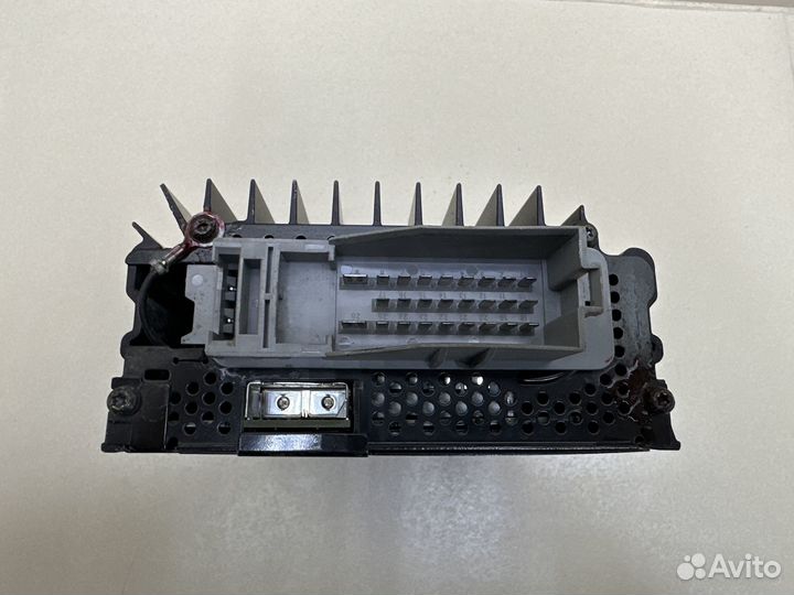 Усилитель звука bose Mercedes W163 ML