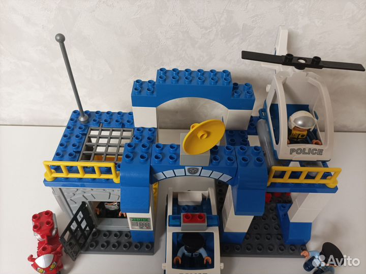 Lego duplo полицейский участок (оригинал)