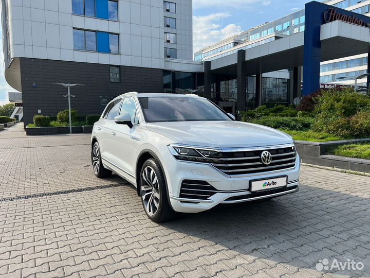 Volkswagen Touareg 3.0 AT, 2020, 18 000 км