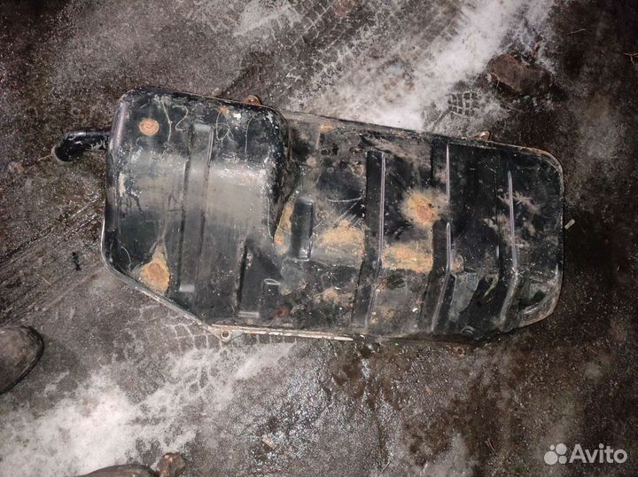 Бак нива карбюраторный