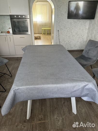 Кухонный стол