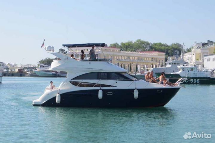 Аренда Яхты Санторини в Сочи от собственника