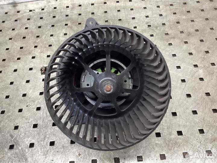 Моторчик печки Ford Tourneo Connect