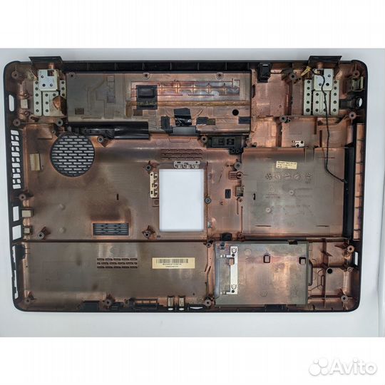 Поддон V000140270, Toshiba Satellite L350, L350D