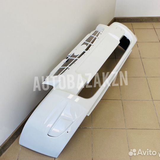 Бампер передний Приора 2 цвет белый