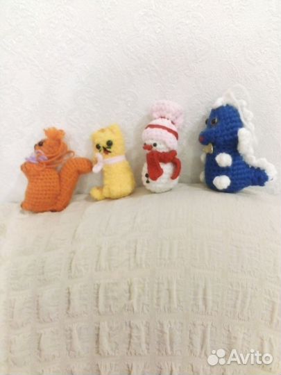Вязаные елочные игрушки