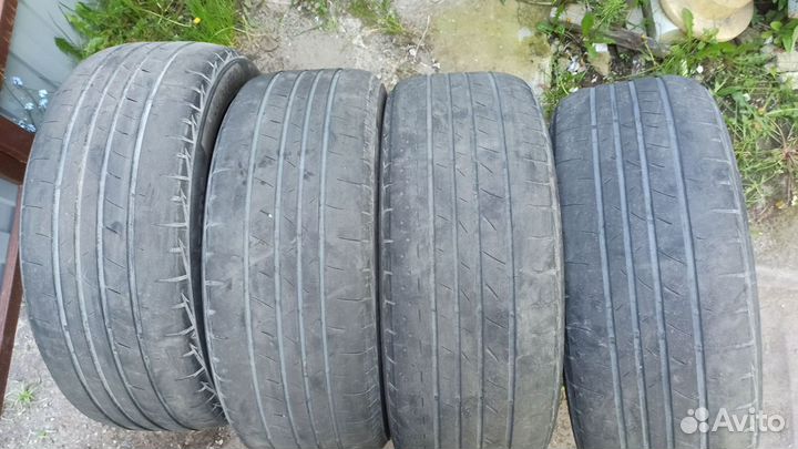 Bridgestone Playz PX-RV II 225/50 R18