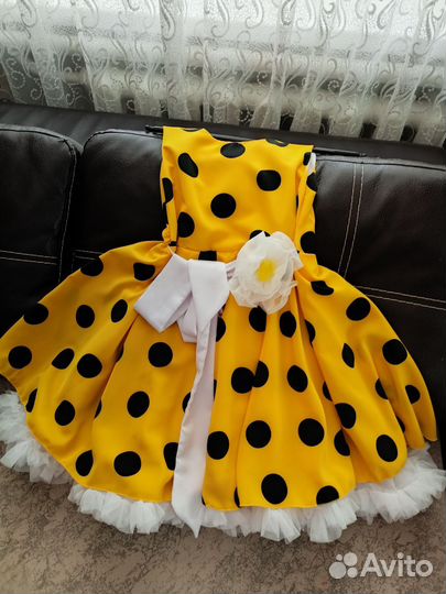 Платья и юбки для девочки