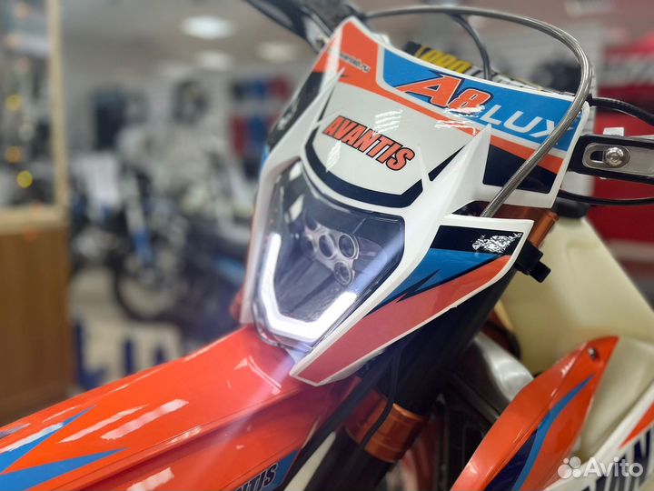 Мотоцикл Avantis A8 300 Carb (CBS300 174MN-3) KKE