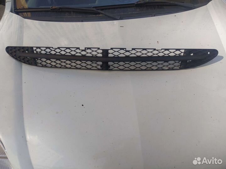 Накладка на передний бампер Mercedes w221