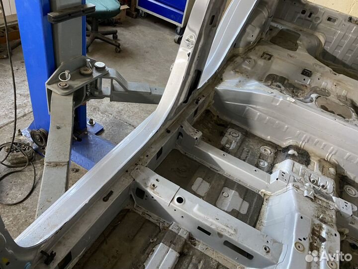 Порог правый Kia Rio (QB) III (2011–2015)