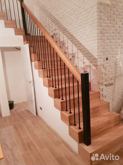 Деревянная лестница для дома и дачи под ключ