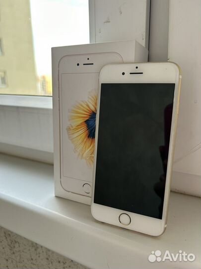 Телефон iPhone 6s