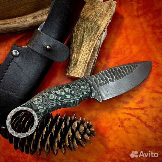 Нож ручной работы из стали D2
