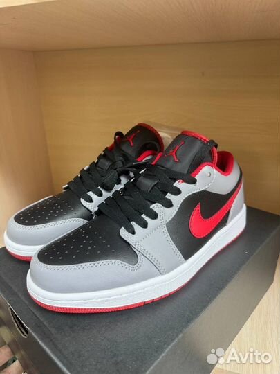 Jordan 1 Low Black Light Smoke Grey Gym Red