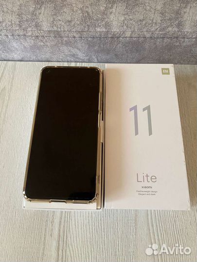 Телефон Xiaomi mi 11 lite