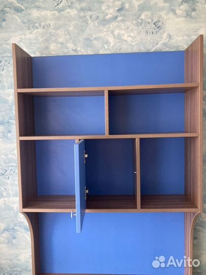 Письменный стол