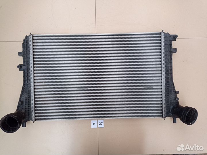 Радиатор интеркулера Volkswagen Golf Skoda Audi A3