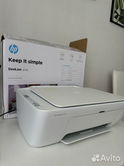 Цветной струйный принтер/сканер HP Deskjet 2700