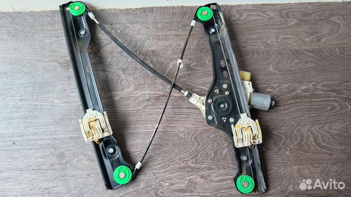 Стеклоподъемник электрический передний правый BMW