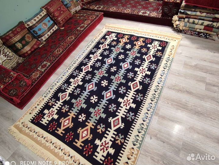 Оптом с фабрики двусторонние тканные килимы ковры