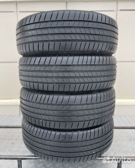 Bridgestone Turanza T005 225/60 R17
