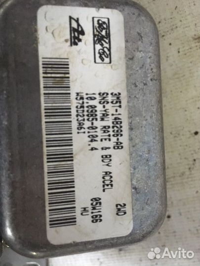 Датчик ускорения Mazda 3 BK Z6 2008