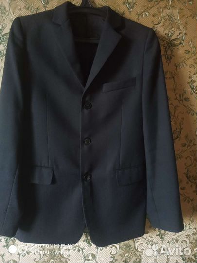 Школьный костюм