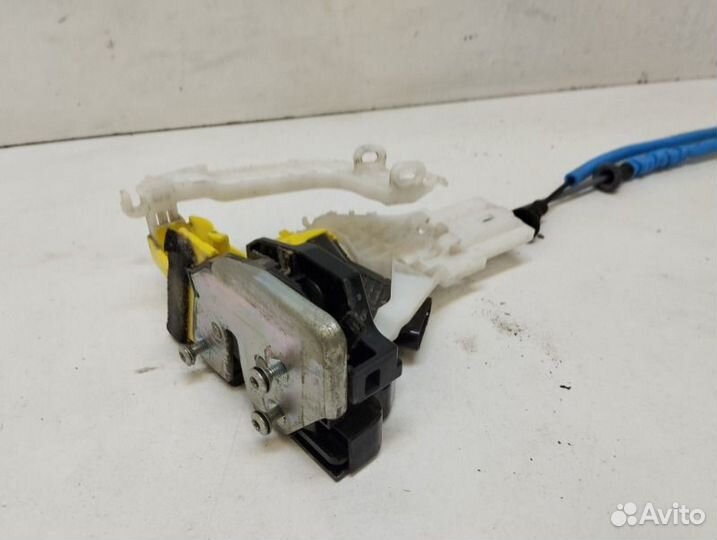 Замок двери передний правый Hyundai Sonata LF